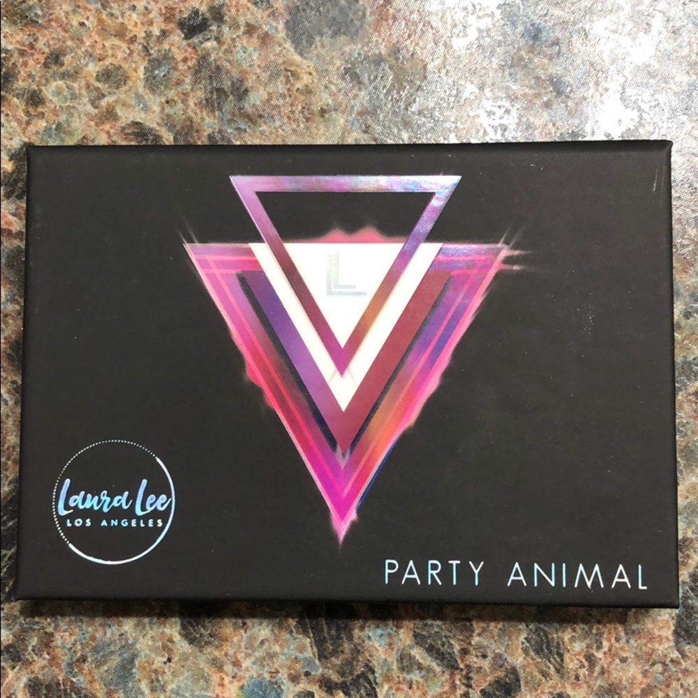 Laura Lee eye shadow palette